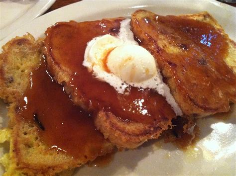 Apple streusel French toast at Cracker Barrel is devilishly delicious ...