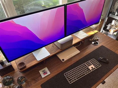 Finally received my second Mac studio display. : r/macsetups