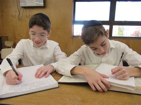 making   gadol  lakewood scoop