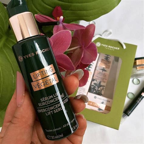Noua gamă Lifting Végétal de la Yves Rocher, review