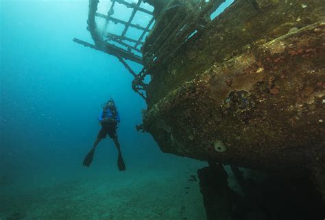 NITROX DIVER - Float N' Flag Dive Centre