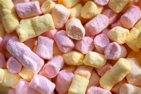 Marshmallow Engorda - Macio e mastigável lanche doce fundo ou textura de mini marshmallow ...