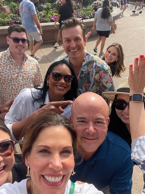 Unleashing Fun and Engagement: Dave & Buster's Hosts Scavenger Hunt