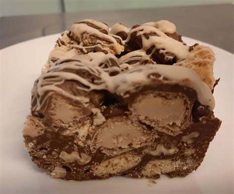 Happy Snappin' - New kid on the chocolate block- Kinder...