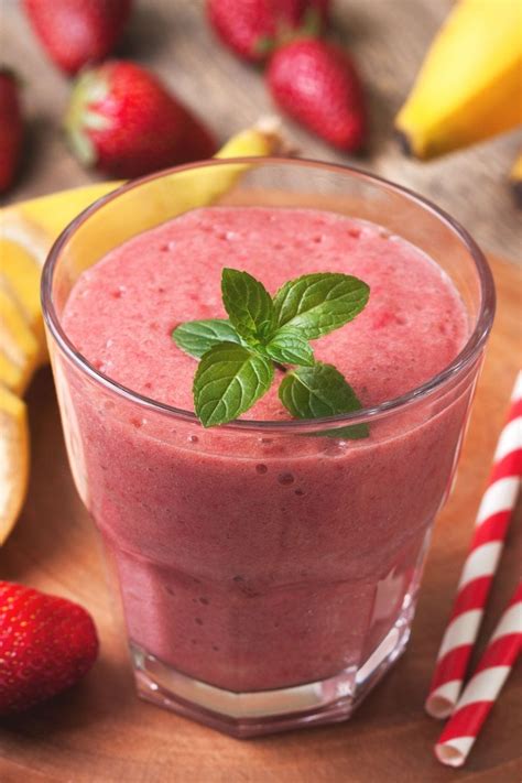 13 Best Almond Milk Smoothie Recipes - Insanely Good