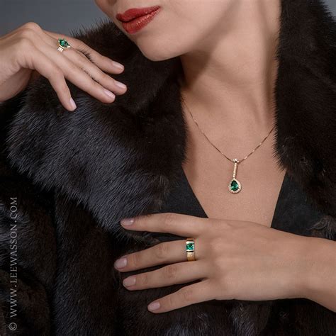 Colombian Emerald Pendant, Pear Shape Emerald Necklace in 18k White