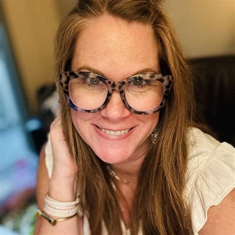 This vintage s8 feature is still better than most new phones 5