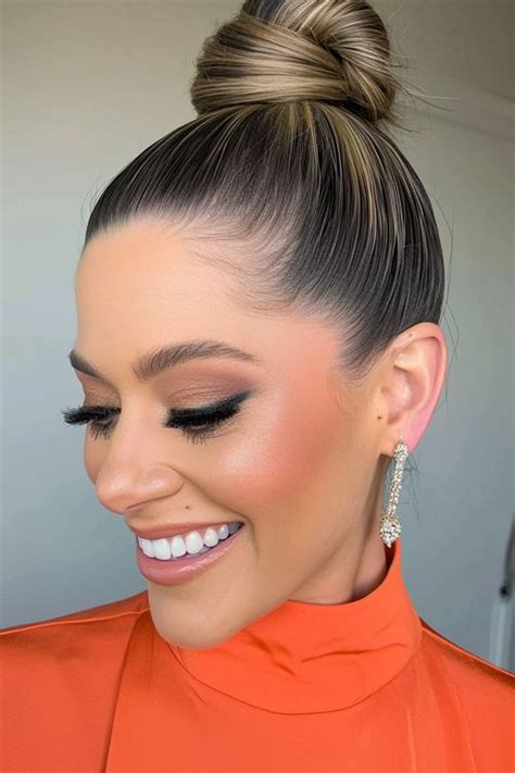 slicked  high bun und  weitere elegante stile fuer sleek high