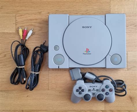 Sony Playstation 1 mit original controler (Gebraucht) in Genève für CHF ...
