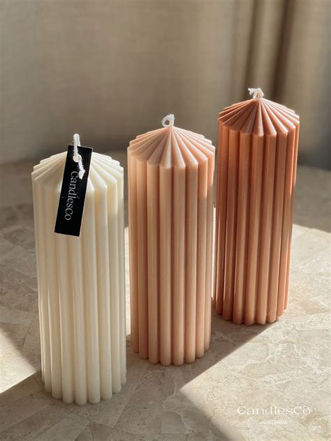 Ribbed Peak Pillar | Bougies design, Bougies parfumées maison, Bougies ...