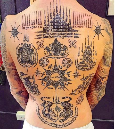 Tatuagem De Muay Thai - Muay Thai Tattoos: Sak Yant Designs & Meanings for Fighters