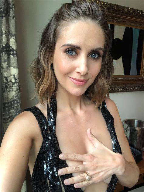 Alison Brie - Vogue VMA 2019 Photo Diary • CelebMafia