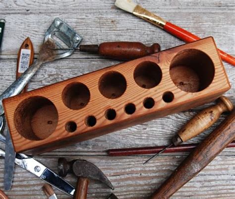 Крутая деревянная подставка для хранения инструментов. | Desk caddy ...
