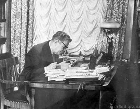 Михаил Исаковский. Фотогалерея