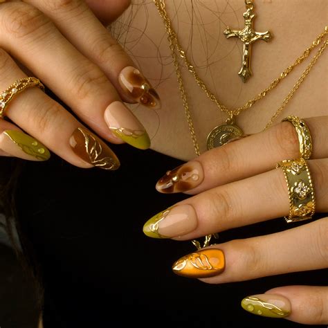 Amber Bloom – Ersa Nails