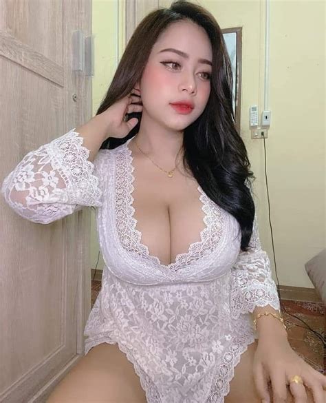 zulma farisa  twitter malam minggu pakai baju  aja dech