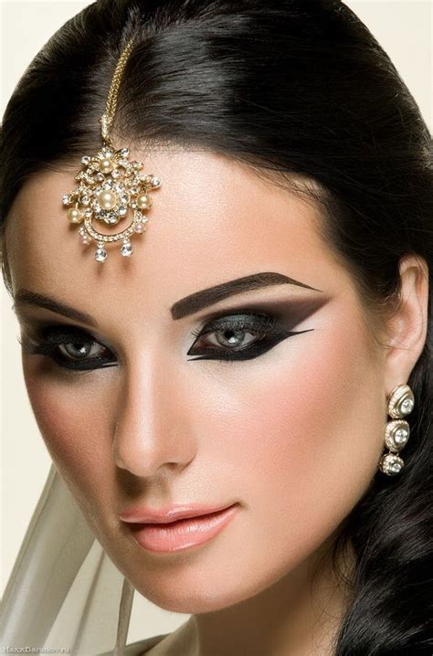 Arabian | Exotic makeup, Bridal makeup looks, Indian bridal makeup