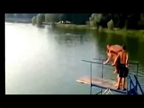 Видео приколы. Ржач.Русские приколы. Мужики на рыбалке и купании ВОТ ...