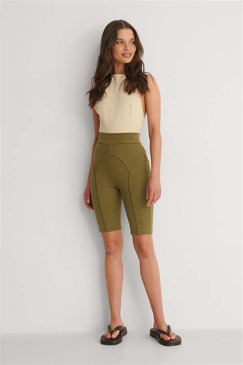 Body mit Rückentedtail Beige | na-kd.com