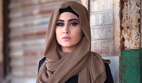 Saudi Hijab Style: Mixing Tradition & Trend