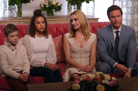 Scott Porter Teases ‘Ginny & Georgia’ Season 2 Ahead of Cast Reunion ...