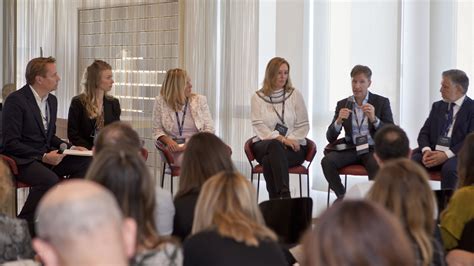 IL CONVEGNO DIGITAL MARKETING COLLECTION DI DIENNEA: Clienti