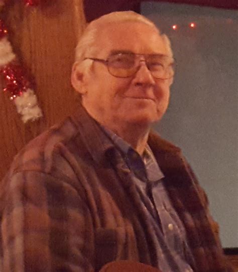 In Remembrance: Celebrating the Life of Thomas Woodward 4