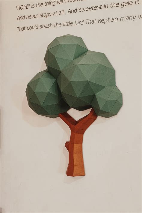 Tree Model Papercraft 3D - Paperhero