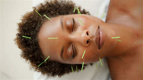 fcd    aabbd largexacupuncturefacejpg