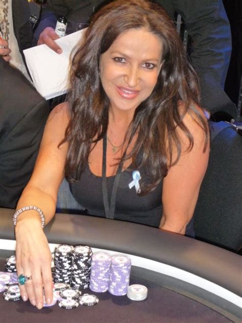 Kate knows when to hold ‘em - Neos Kosmos