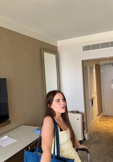 😊😊😊 | redpookypanda (@redpookypanda)