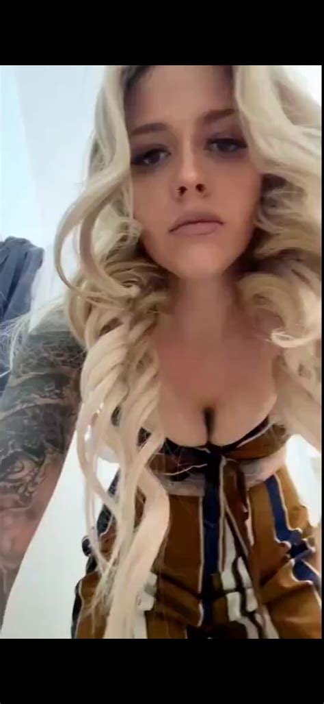 girl pooping selfie  toilet thisvidcom