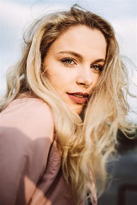 Vanessa Aleksander - FilmAffinity