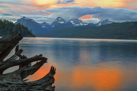 Sunset over Lake McDonald - Glacier National Park [4096x2726] [OC] : r ...