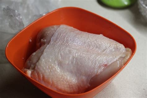 Куриная грудка в пакете – простой рецепт сочной курочки в духовке ...