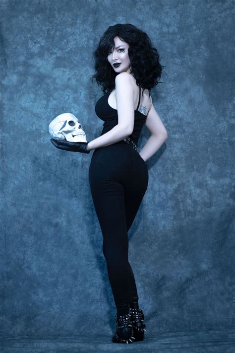 Death from The Sandman Cosplay - Media Chomp