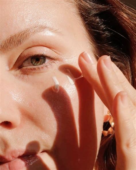 The 10 Best Eye Creams for Wrinkles, According to a Derm | Who What Wear