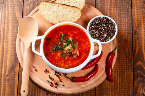 4K, 5K, Soups, Chili pepper, Black pepper, Bread, Borscht, Wood planks ...