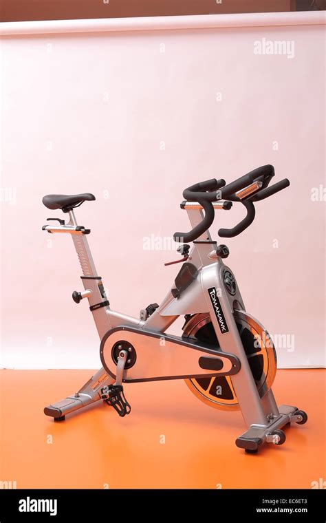 Studio ergometer ergometer hi-res stock photography and images - Alamy