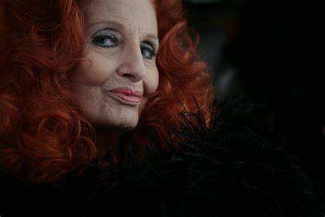 Tempest Storm, burlesque star who knew JFK, Elvis, dies at 93
