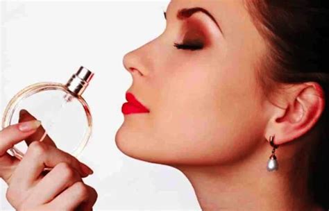 63 Best Smelling Perfumes in the World 2022