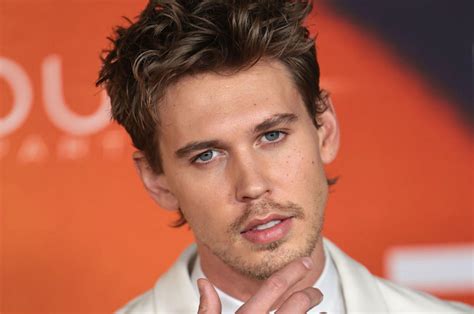 Austin Butler Wore White Eyeliner At The Last "Dune" Premiere, And ...