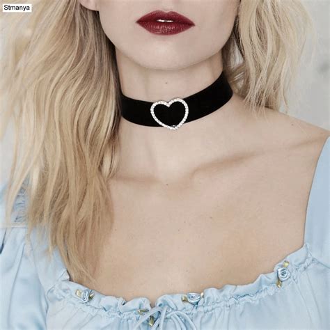 fashion heart choker necklace exaggerated  rhinestone studded velvet