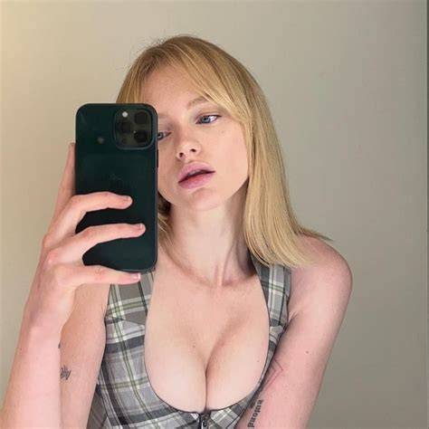 Picture of Emma Laird