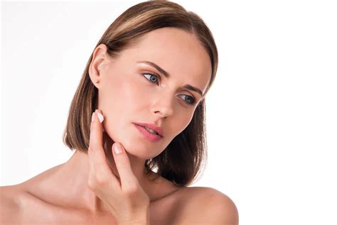 how long does chin lipo take to heal
