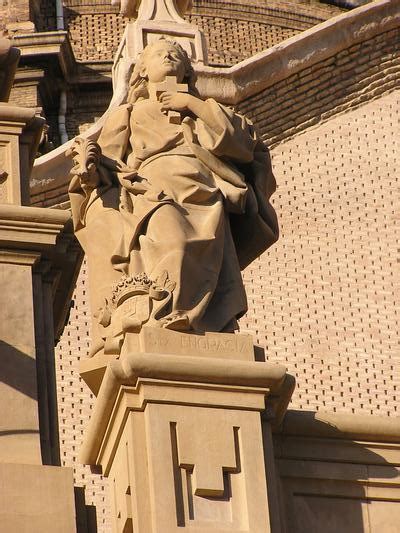 Fachada de la basílica de Nuestra Señora del Pilar - Catedral Basílica ...