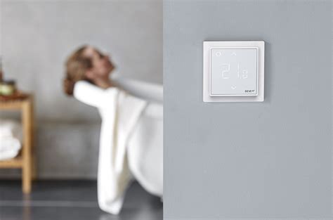 Termostat DEVIREG SMART WI-FI za jedyne 560 zł Brutto