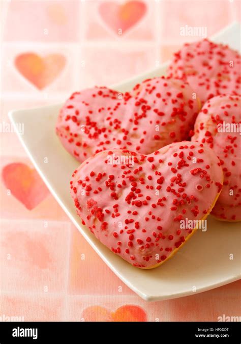 Heart-shaped donuts. Valentine's day Stock Photo - Alamy