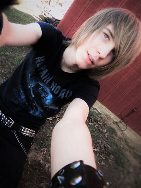 Dirty Blonde Emo
