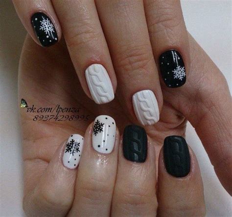 @pelikh_НОВОГОДНИЙ ДИЗАЙН НОГТЕЙ | Sweater nails, Cute christmas nails ...